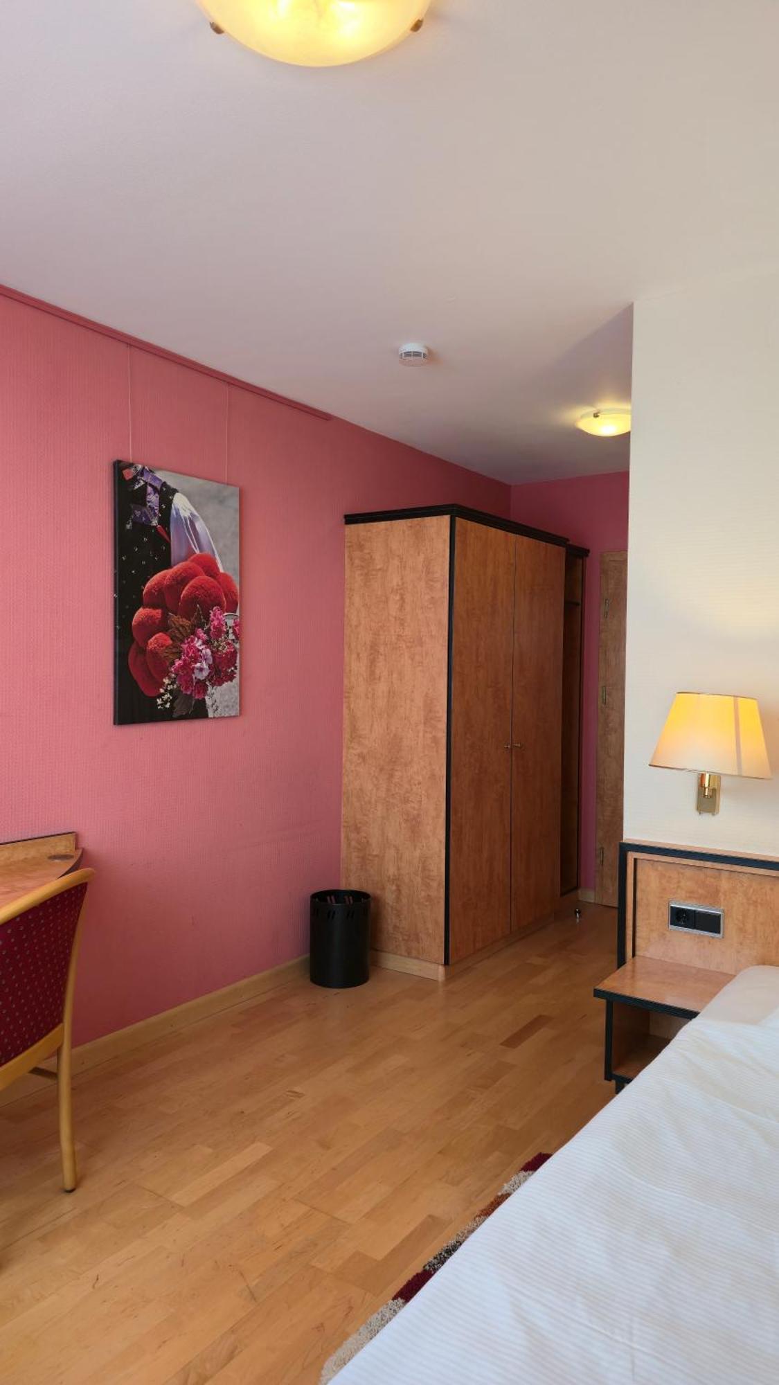 Boardinghouse Sonne Hotel Offenburg Room photo